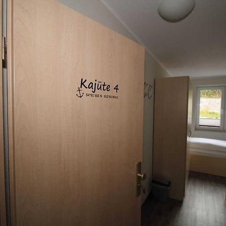 Kutterfisch Kajueten Direkt Im Stadthafen Apartment Сасниц Екстериор снимка